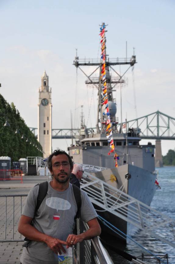 Fim de tarde na orla fluvial de Montreal, no Canadá